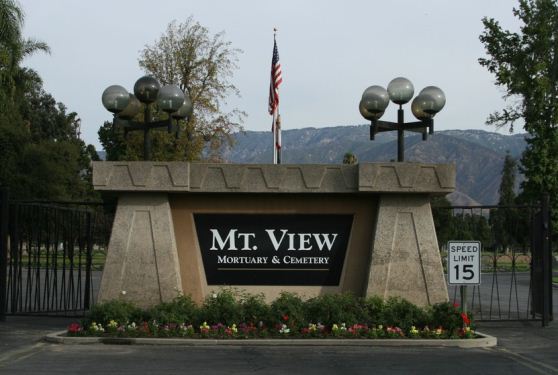 Mt View-entrance